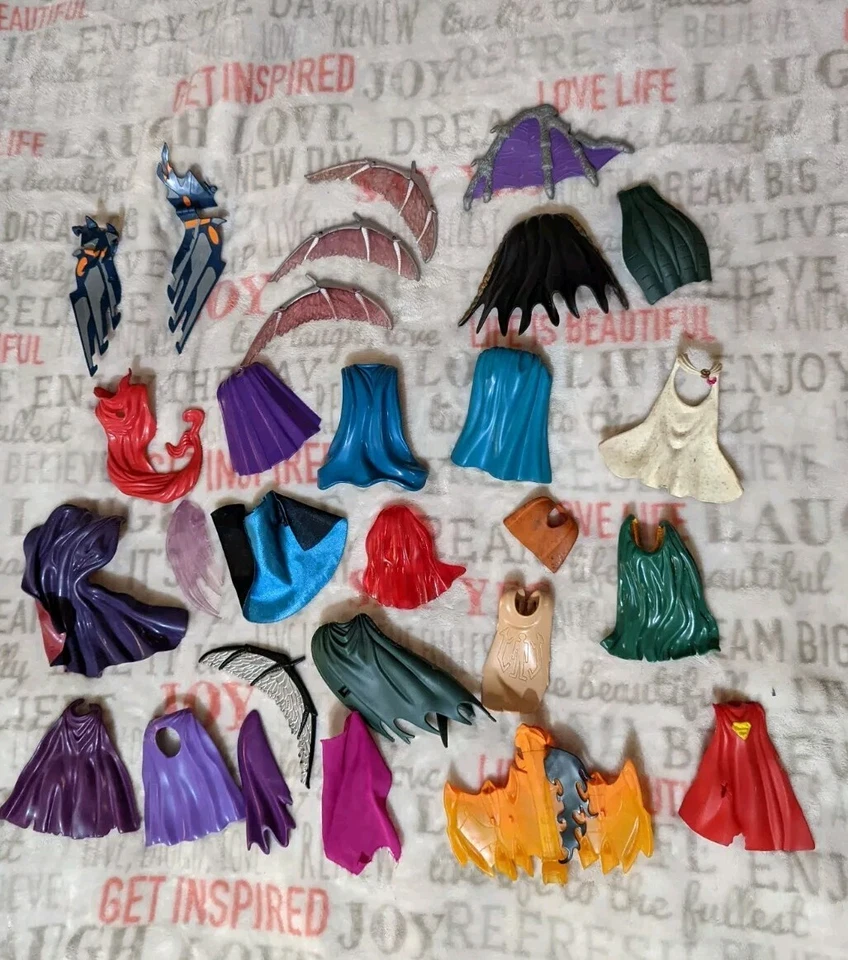 80s 90s 00s Vintage to Modern (?) Lot of 29 Action Figure Capes - Image 1 of 4