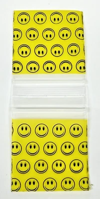 Apple Baggies Smiley Face 1515 1 1/2" x 1 1/2" x200 Baggies **Free Shipping** - Image 1 of 4