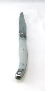 Cuchillo para carne Laguiole Bee de acero inoxidable color perla blanco roto (cuchillos) CRACK - Imagen 1 de 8