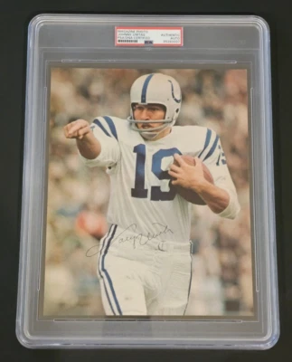JOHNNY UNITAS Signed Magazine Photo-HALL OF FAME-BALTIMORE COLTS-PSA - Image 1 of 4