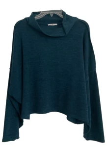 Gee Gee Women's Sweater Size XXL Blue/Green Batwing Sleeve 179 - Picture 1 of 8