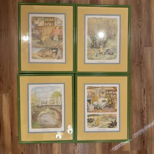 4 Winnie The Pooh, Piglet, Tigger & Eeyore Framed Prints Pre Loved Collectable - Picture 1 of 10