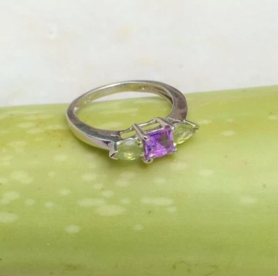 925 Silber Minimalist Geburtstagsgeschenk Zacken Ring Amethyst & Peridot - Bild 1 von 4