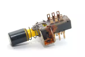 Vintage Shadow / Druckschalter, 6-Pin Push Button Switch, rastend, 2x 3 pin, NOS - Picture 1 of 10