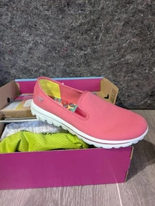 NUOVE scarpe sneakers Skechers donna 9 GO WALK slip-on cadenza rosa tela - Foto 1 di 9