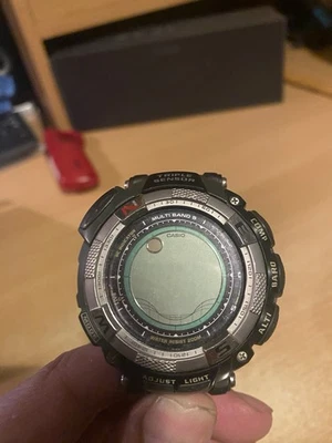 Casio Pathfinder PAW-1500 Foto 1 de 4