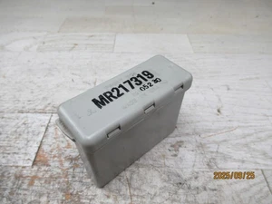 MITSUBISHI GALANT/ECLIPSE FRONT ECU PCM RELAY UNIT MR217319 - Picture 1 of 6