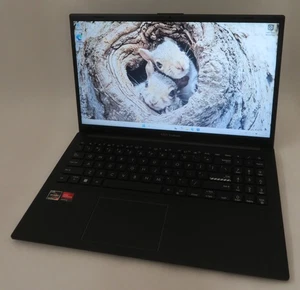 ASUS VivoBook Go E1504FA 15.6in Ryzen 5 7520U 2.8GHz 16GB RAM 512GB Win11 - Picture 1 of 14