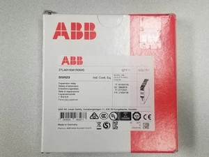ABB 2TLA010041R0600 RELÈ DI SICUREZZA - Foto 1 di 1