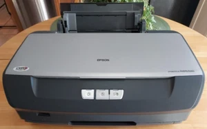 EPSON Ultra Hi-Definition R260 Photo Printer - USB Connectivity - Picture 1 of 9