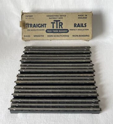 6 Vintage Bakelite Plastic TTR Trix Twin Railway Track STRAIGHT Rails 420/1 - Image 1 of 4