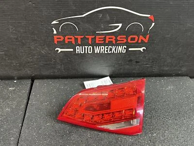 AUDI A4 2010 SEDÁN MONTADO EN LA TAPA PASAJERO DERECHO LED LUZ TRASERA MONTAJE LÁMPARA Foto 1 de 4