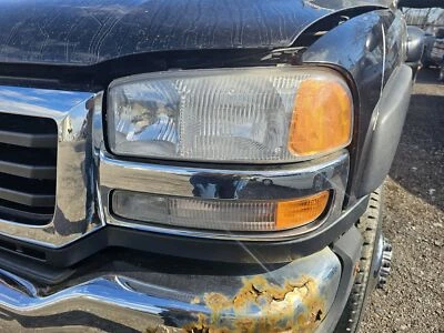 Used Turn Signal / Parking Light Assembly fits: 2003 Gmc Sierra 3500 pickup Park - Image 1 of 4