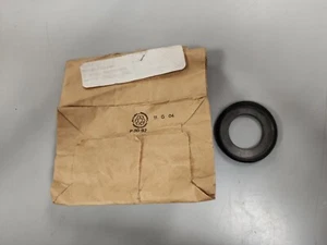 KTM Front Steering Post D-Ring Retainer 1991-1995 250/300 #546.01.084.000 - Picture 1 of 1