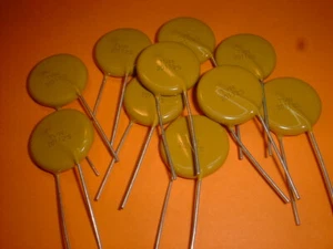 10x 1100V 20mm Metalloxide-Varistor TVR20112S - Picture 1 of 2