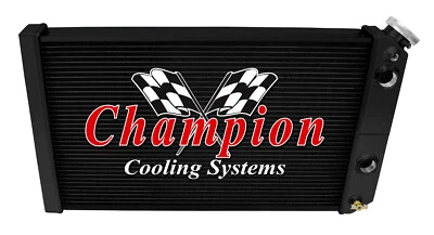 Radiador RR 3 filas DP acabado negro, 1,5,1,5 para Chevrolet S10 1984-1990 pequeño LS. Foto 1 de 4