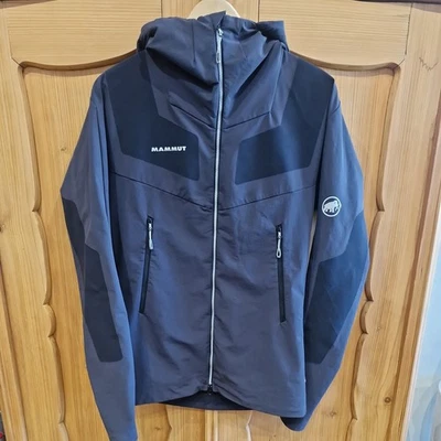 Mammut Aenergy SO Pro Hybrid Hooded Shell tech Jacket, size Small. Womans.  - Image 1 of 4