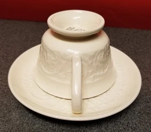 Wedgwood Patrician SET "Taza de té y platillo" Marfil Hueso China 6 oz Hecho en Inglaterra - Imagen 1 de 11