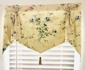 2 Custom Valances Lovely Light Yellow & Floral Print 28”W X 21”L - Picture 1 of 4