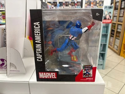 CAPTAIN AMERICA MCFARLANE TOYS MARVEL COLLECTION 1:10TH WV2 (INSPIRED ISSUE#100) - Immagine 1 di 4