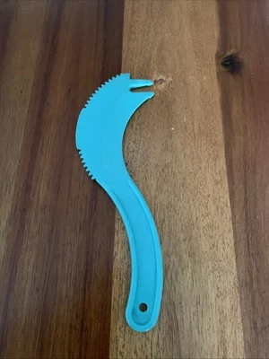 Tupperware Käsemesser Käse-Schneider Küchenhelfer 16cm.Lx3cm.B - Bild 1 von 4