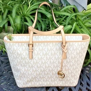 Michael Kors Signature Tote Gold Tone Hardware Size-16” x 10” x6" NWT*** - Picture 1 of 8