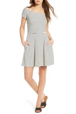 Vestido patinador para mujer Mimi Chica a rayas cuello ballet blanco XS manga corta 5037 Foto 1 de 4