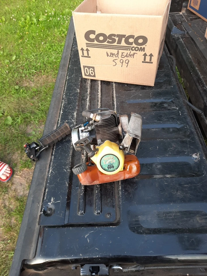 Weedeater String Weed Trimmer Model 599 Echo G-1 Powerhead Parts Unit - Image 1 of 4