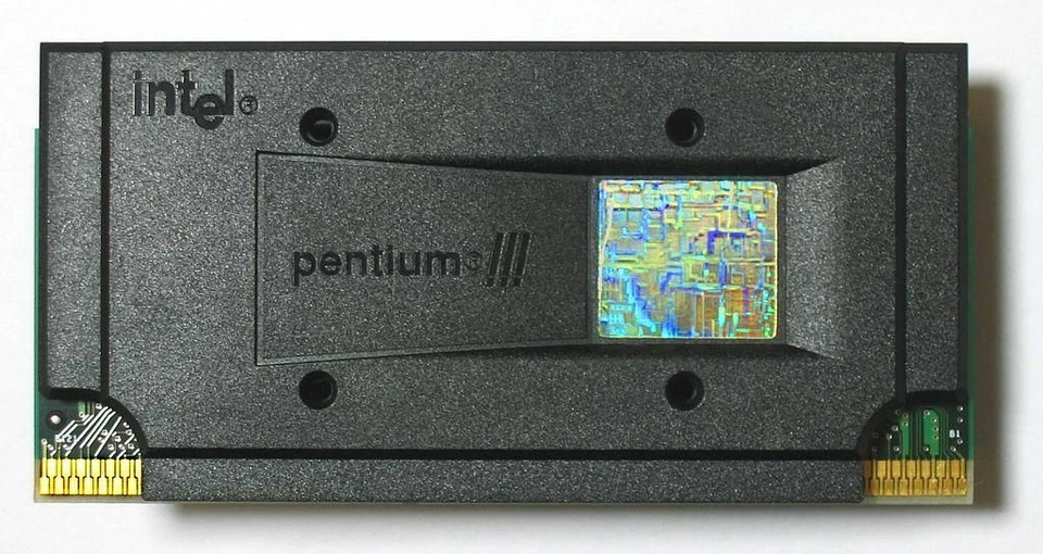 INTEL SL3XJ PENTIUM III 600MHZ PROCESSOR - Image 1 of 1