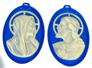 VINTAGE OVAL PLAQUES JESUS SCARED HEART VIRGIN MARY GLOW IN DARK COBOLT BLUE - Picture 1 of 6
