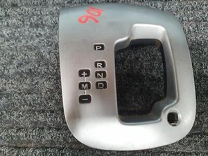 RENAULT MEGANE SHIFT TRIM 09/10-05/16 938100007R - Picture 1 of 6