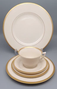 MONTICELLO Syracuse Old Ivory China w Gold Rim 5 piece place setting - Picture 1 of 10
