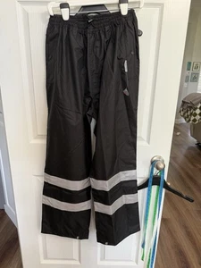 Reflective Apparel Factory VEA 700 BK Safety Rain Pants Medium 3M Scotchlite - Picture 1 of 6