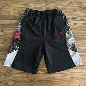 Jungen AND1 schwarz rot Athletik Basketball Shorts Größe L 10/12 Polyester gebraucht - Bild 1 von 5
