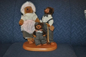 Raikes Teddybären Die drei Bären mit Ständer 1989 Handarbeit Holz Puppen Vintage - Bild 1 von 13