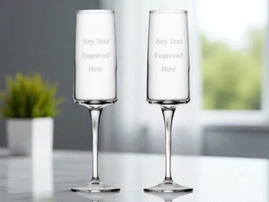 Personalised Pair Of Iconic Champagne Flute Glass 6.5oz (19cl) In Silk Lined Box - Picture 1 of 2