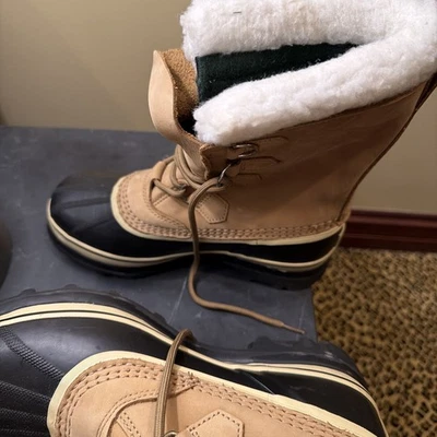 Botas Sorel Caribou femininas tamanho 8 marrom à prova d'água feitas à mão borracha natural - Imagem 1 de 4