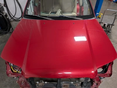 Capó usado se adapta a: Subaru Forester 2006-2008 sin capó cuchara rojo código de color 33J OEM Foto 1 de 4