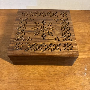 Vintage Holz Handgeschnitzt Schmuck Schmuck Schmuckkästchen MADE IN INDIA - Bild 1 von 5