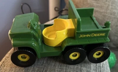 RC2 John Deere Gator Farm Toy 6 Wheel Vehicle With Dump Bed Green Yellow 5" - Image 1 of 4