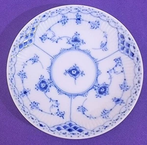 Platillo Royal Copenhagen Dinamarca azul acanalado medio encaje #756 solo 489 - Imagen 1 de 2