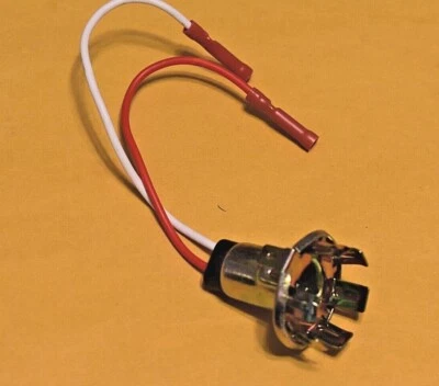 Luz trasera señal de giro lámpara de estacionamiento enchufe 72-74 Dodge Challenger Colt 75 Roadrunner Foto 1 de 4