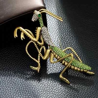 Broche Mantis Grande Color Verde Unisex Mujeres y Hombres Insecto Prendedor Último Estilo Foto 1 de 4