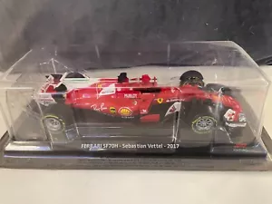 Altaya 1/24 les grandes Formula 1 - Ferrari SF70H #5 Sebastian Vettel 2017 - Foto 1 di 3