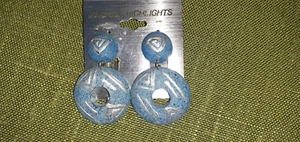 Neue Modeschmuck Ohrrringe hellblau- silberfarbige Ornamente - Bild 1 von 2