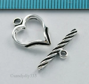 1x OXIDIERTES STERLINGSILBER SÜSSES HERZ KLASSISCHER KNEBELVERSCHLUSS 12mm #2161 - Bild 1 von 2