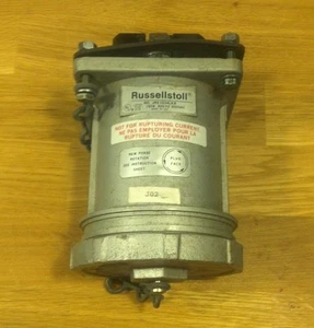 RUSSELLSTOLL RECEPTACLE CAT # JRS1534LKR 150A 600V - Picture 1 of 6
