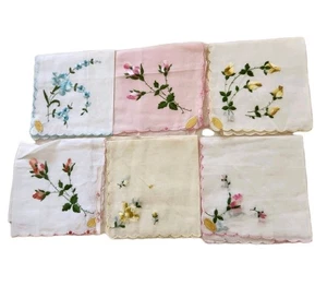6 NOS Vintage bestickte überbackene Taschentücher Blumenmuster Etiketten Schweiz  - Bild 1 von 11