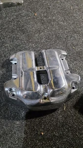 Harley Davidson 25700371 Milwaukee 8 coperchio bilanciere - Foto 1 di 4