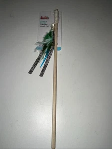 Boots & Barkley Jump & Chase Feather Wand Cat Toy - Picture 1 of 3